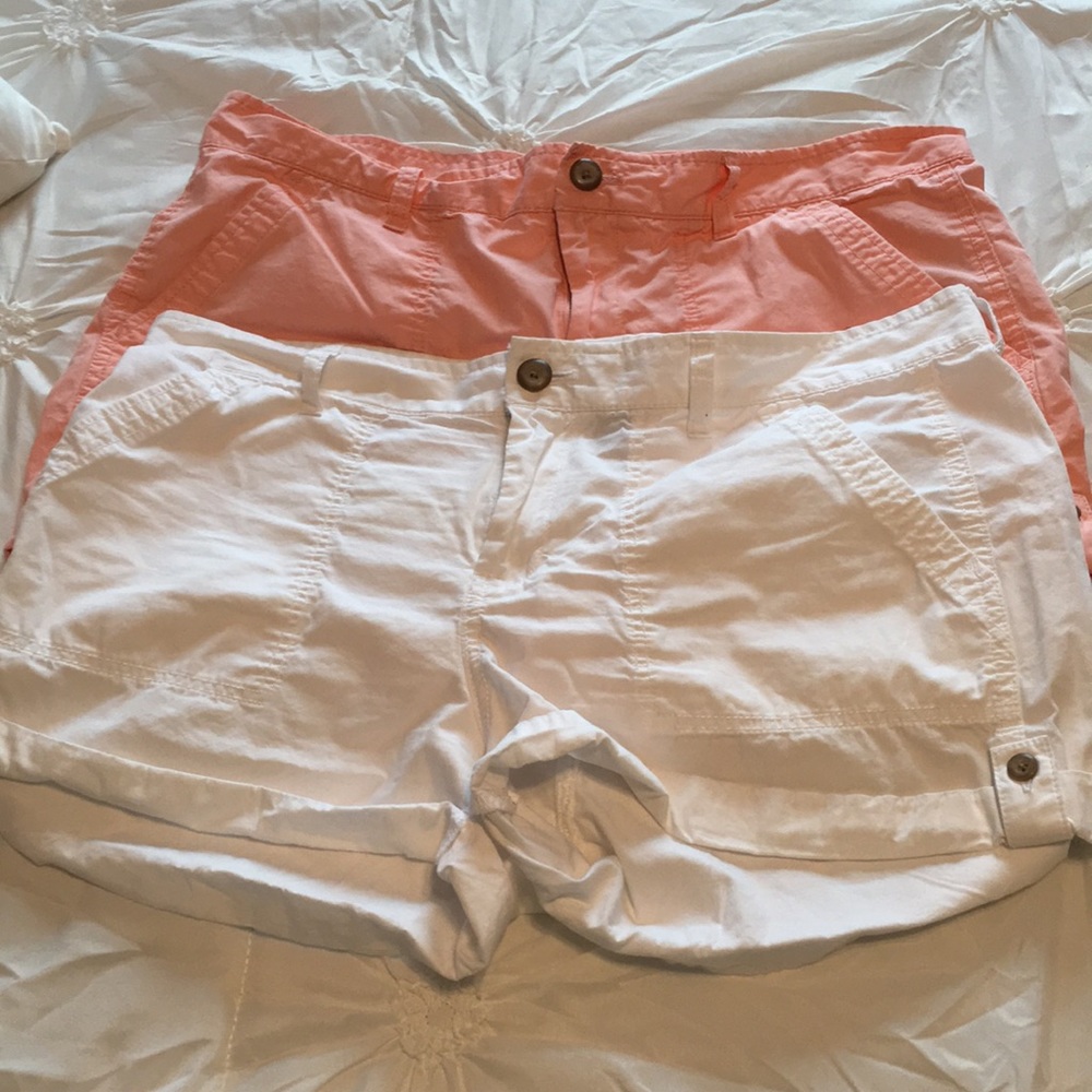 Gap cotton shorts two pair size 10 white and peach